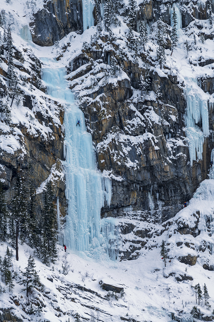 #190157-1 - Ice Climber on Frozen Waterfall, British Columbia, Canada