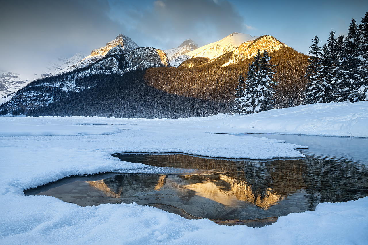 #190158-1 - Lake Louise Reflections in Winter, Alberta, Canada