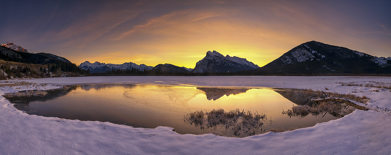 #190200-1 - Vermilion Lake at Dawn in Winter, Banff, Alberta, Canada