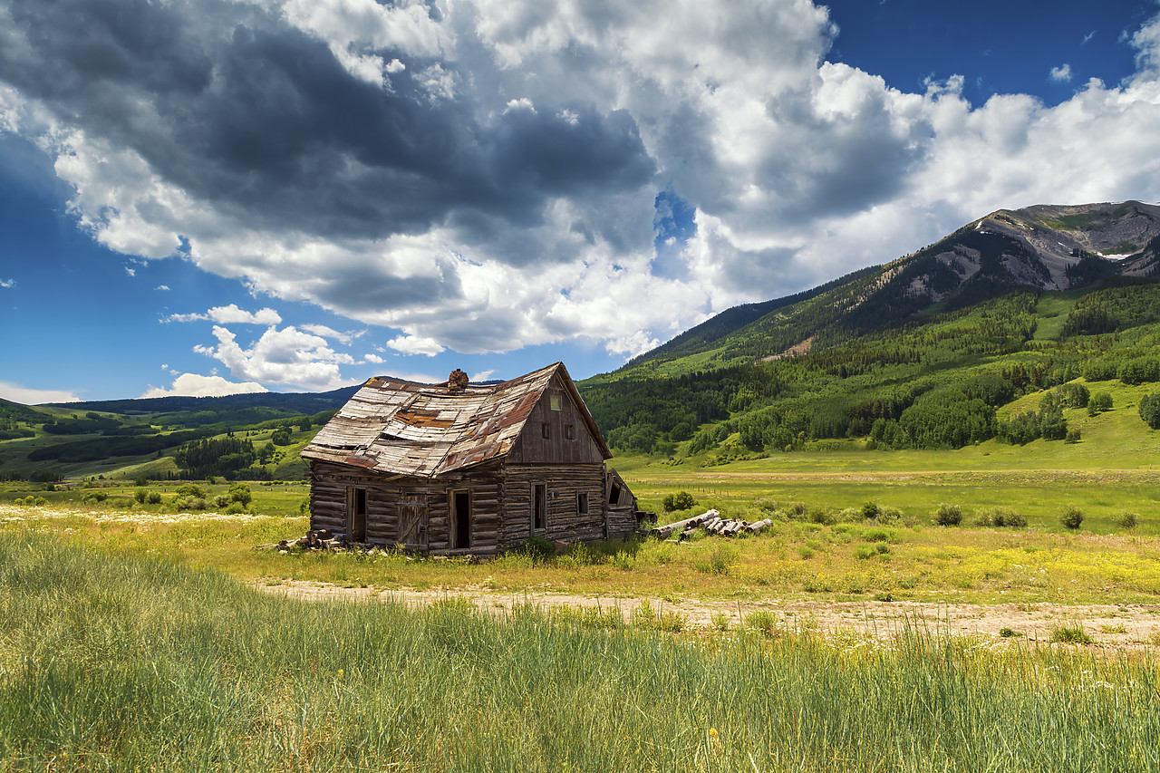 #190236-1 - Old Shack, Crested Butte, Colorado, USA