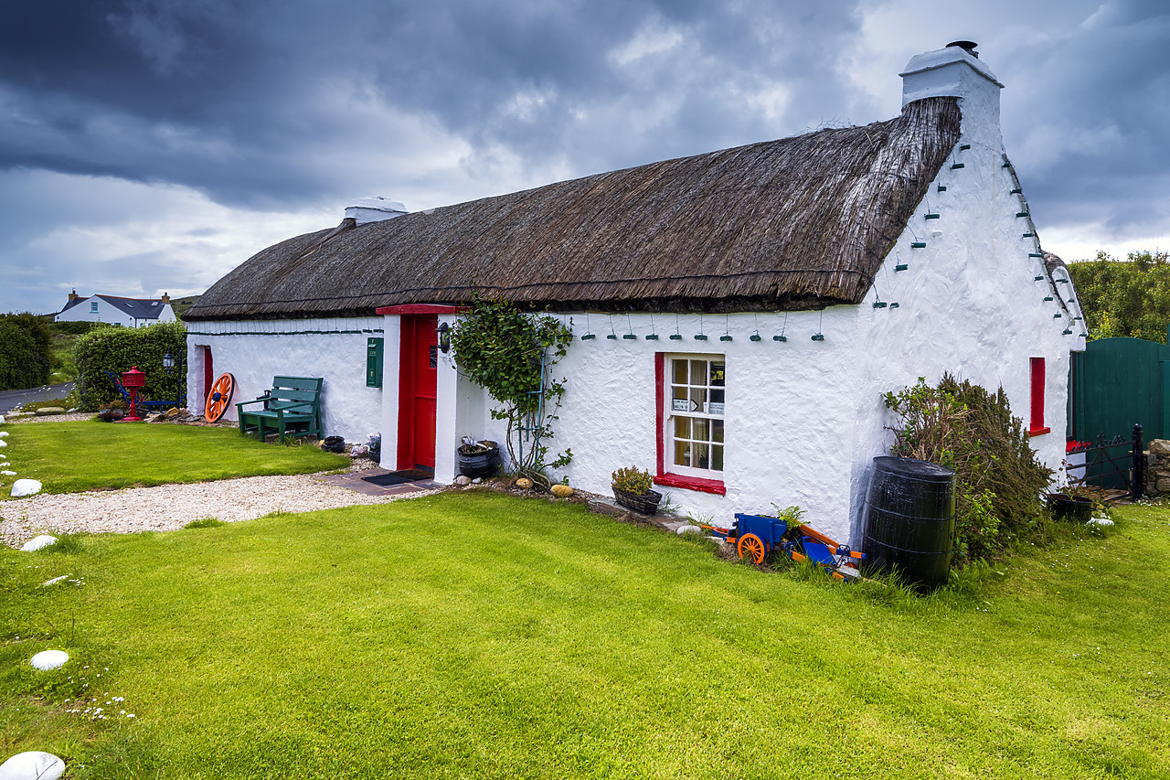 #190325-1 - Traditional Irish Cottage, Inishowen Peninsula, Co. Donegal,  Ireland