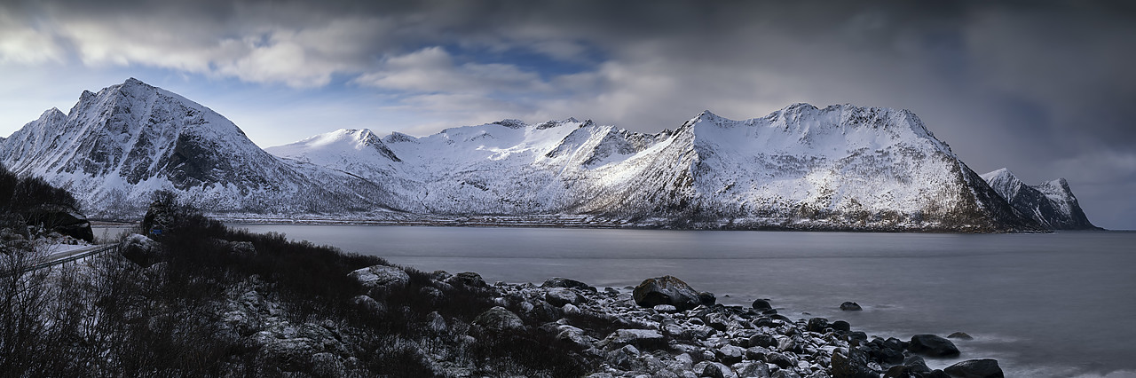 #190455-1 - Teistevika in Winter, Senja, Norway