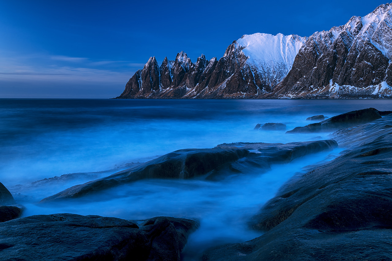 #190463-1 - The Devil's Jaw, Senja, Norway