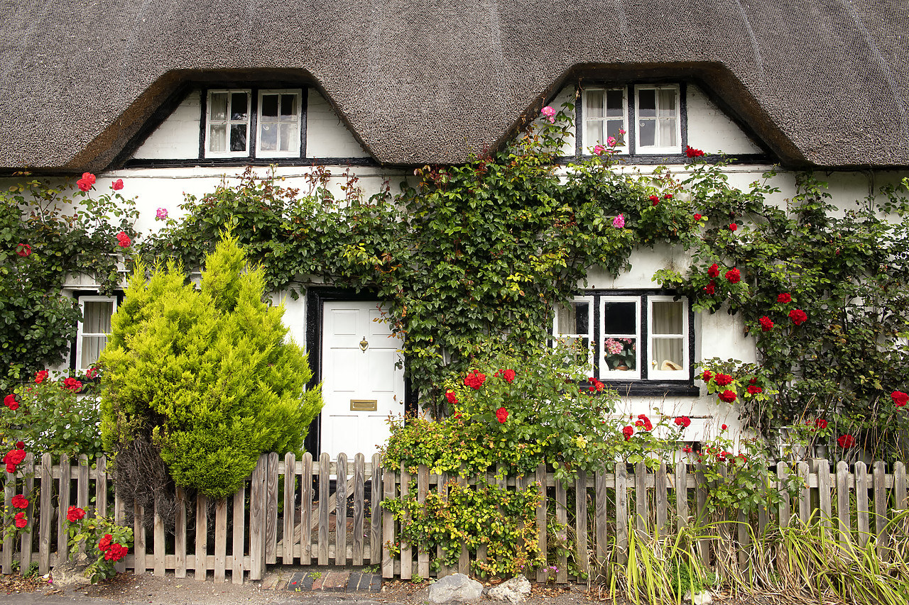#190514-1 - Thatch Cottage, Wherwell, Hampshire, England