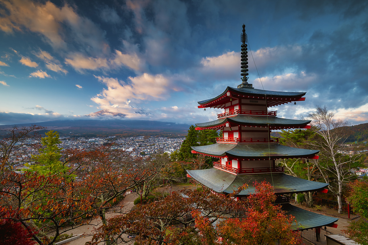 #190620-1 - Chureito Pagoda & Mt. Fuji in Autumn, Fujiyoshida, Yamanashi Prefecture, Japan