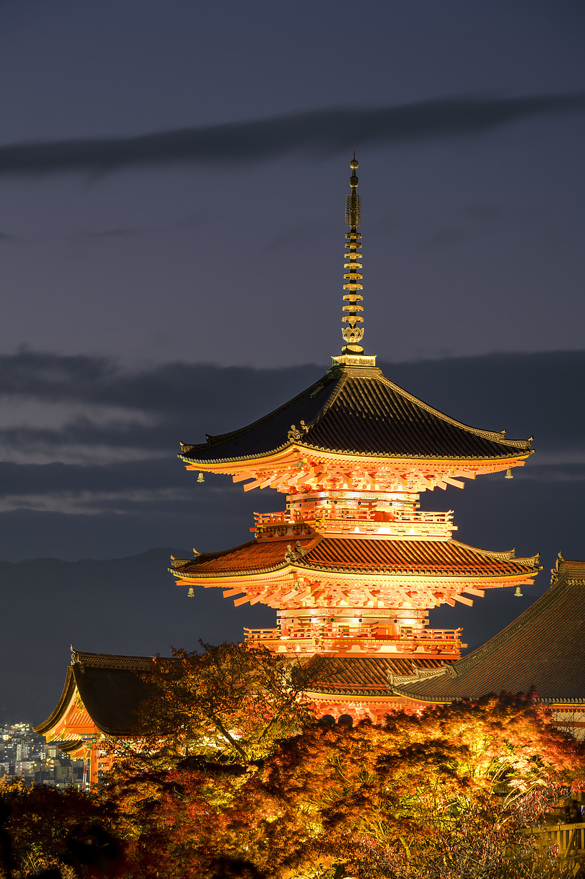 #190683-1 - Sanjunoto pagoda of Kiyomizu-dera  Temple at Night, Higashiyama, Kyoto, Japan