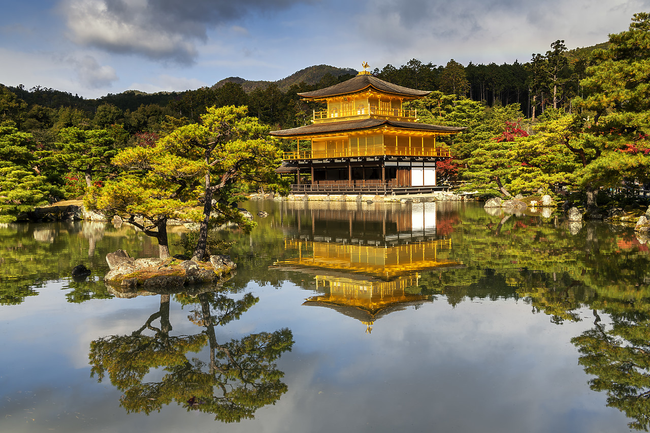 #190684-1 - The Golden Pavilion, Kinkaku-ji, Kyoto, Japan