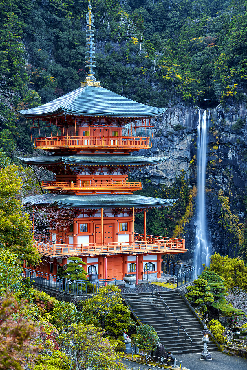 #190707-2 - Nachi no taki Waterfall & Pagoda, Nachi Falls, Wakayama Prefecture, Hoshu, Japan