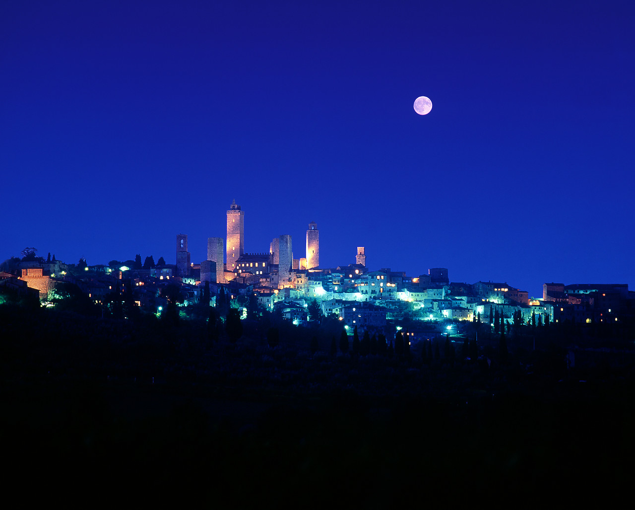 #200328-2 - San Gimignano at Night, Tuscany, Italy