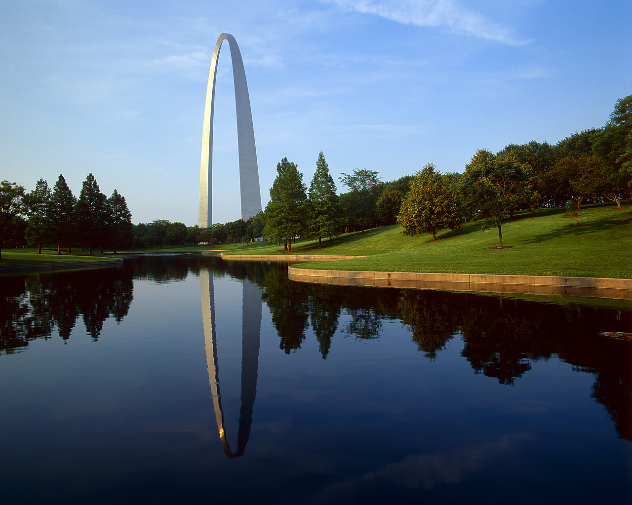 #200463-2 - The Arch Reflecting in Lake, St. Louis, Missouri, USA