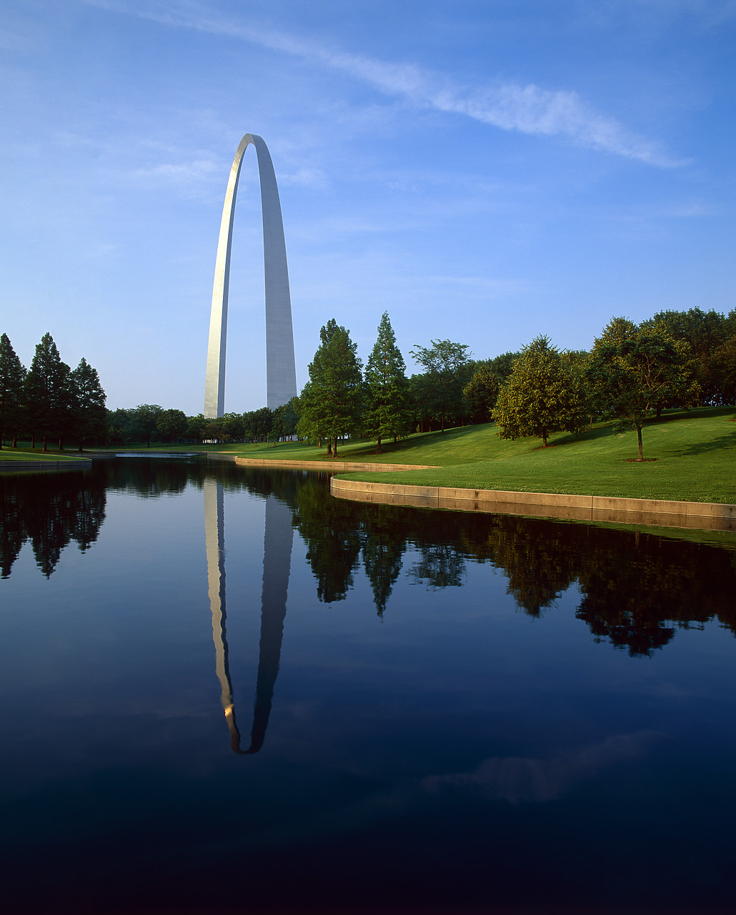 #200463-3 - The Arch Reflecting in Lake, St. Louis, Missouri, USA
