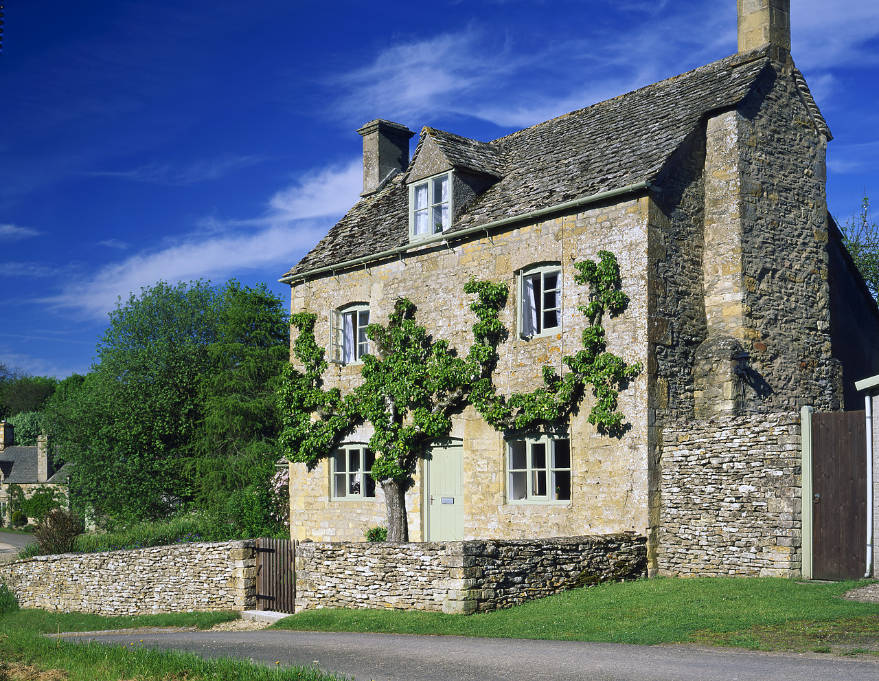 #200588-1 - Cotswold Cottage, Notgrove, Gloucestershire, England