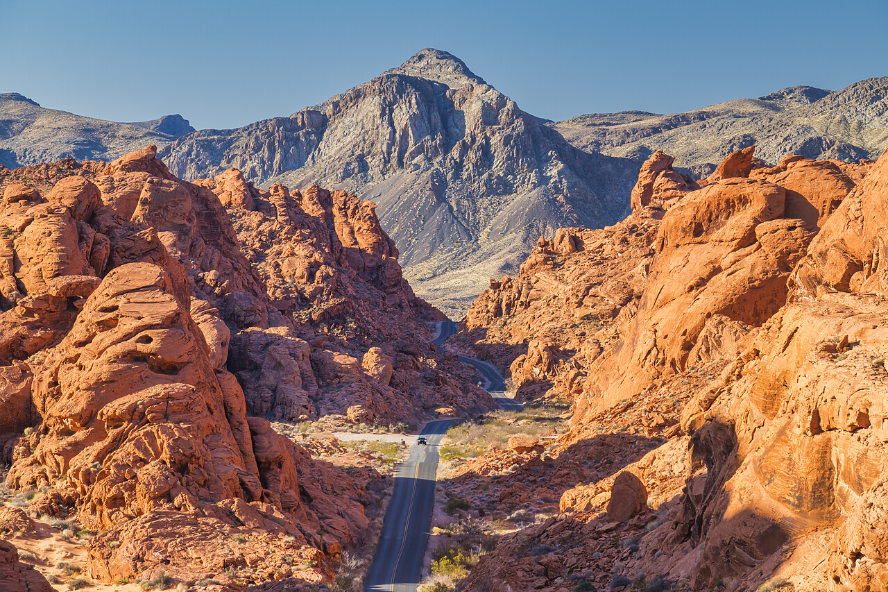 #220076-1 - Road through Valley of Fire State Park, Nevada, USA