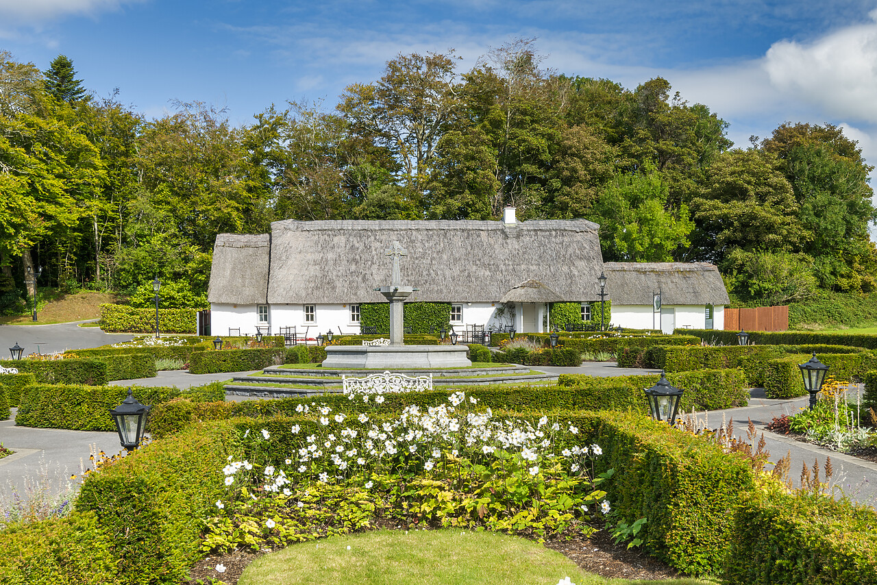 #220532-1 - Thatched Cotttage & Garden, Cong, Co. Mayo, Ireland