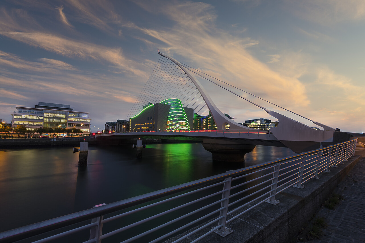#220593-1 - Samuel Beckett Bridge at Sunrise, Dublin, Ireland