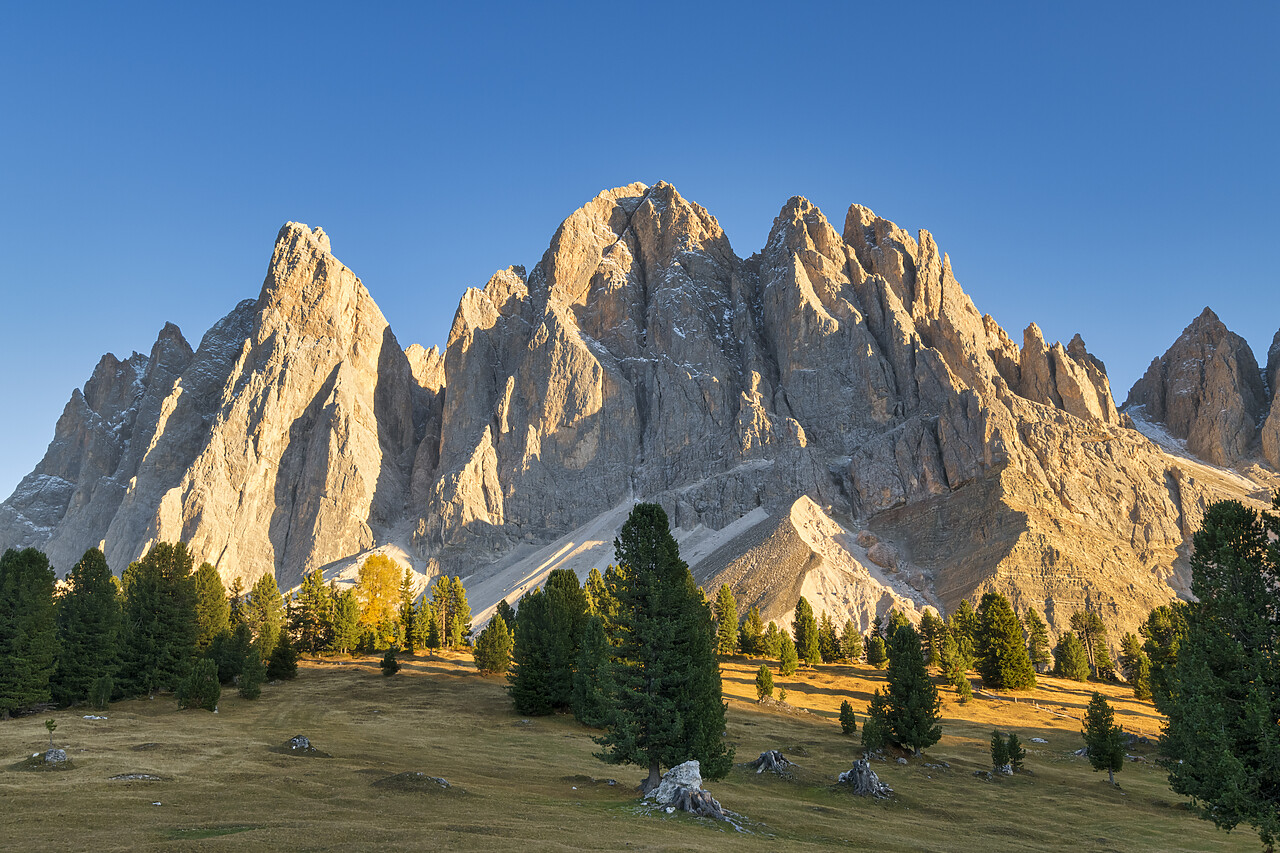 #220684-1 - Puez Odle Group, Val di Funes, Dolomites, South Tyrol, Italy