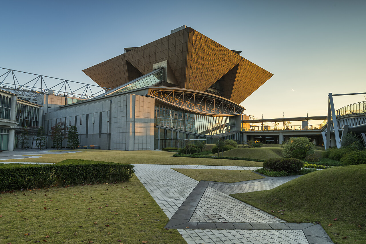 #220709-1 - Tokyo Big Sight, Ariake, Tokyo, Japan