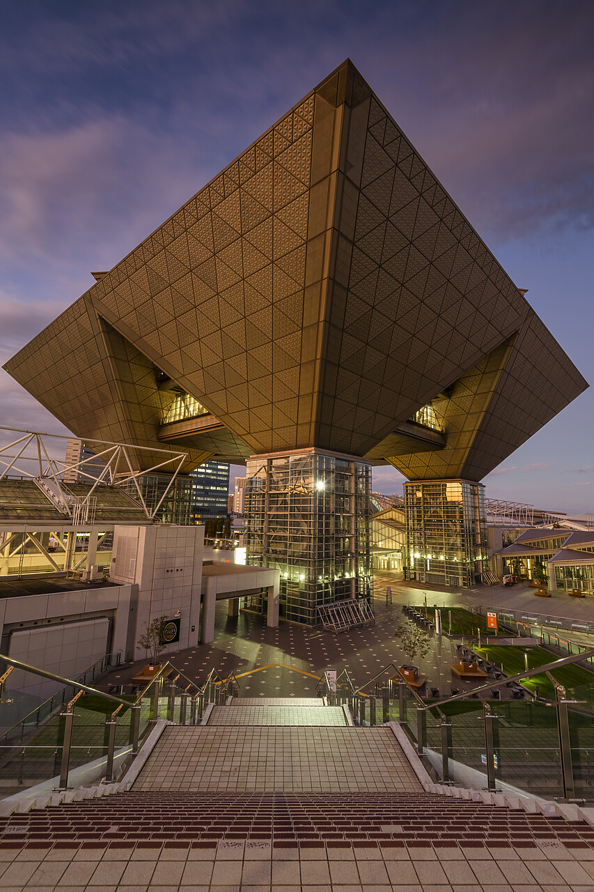 #220711-1 - Tokyo Big Sight, Ariake, Tokyo, Japan