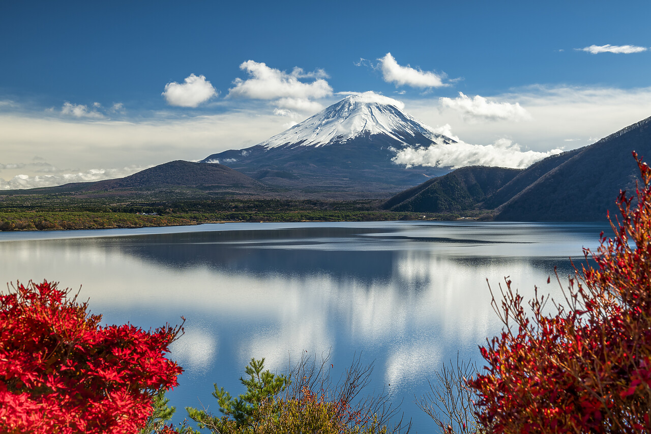 #220729-1 - Mt. Fuji Reflecting in Lake Motosu, Fujikawaguchiko, Minobu, Yamanashi Prefecture,  Japan