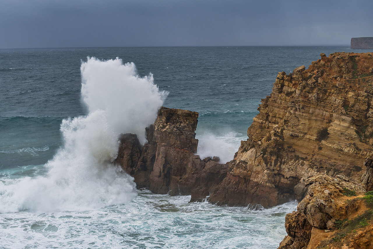 #220803-1 - Crashing Wave on Coastline, Sagres, Algarve, Portugal