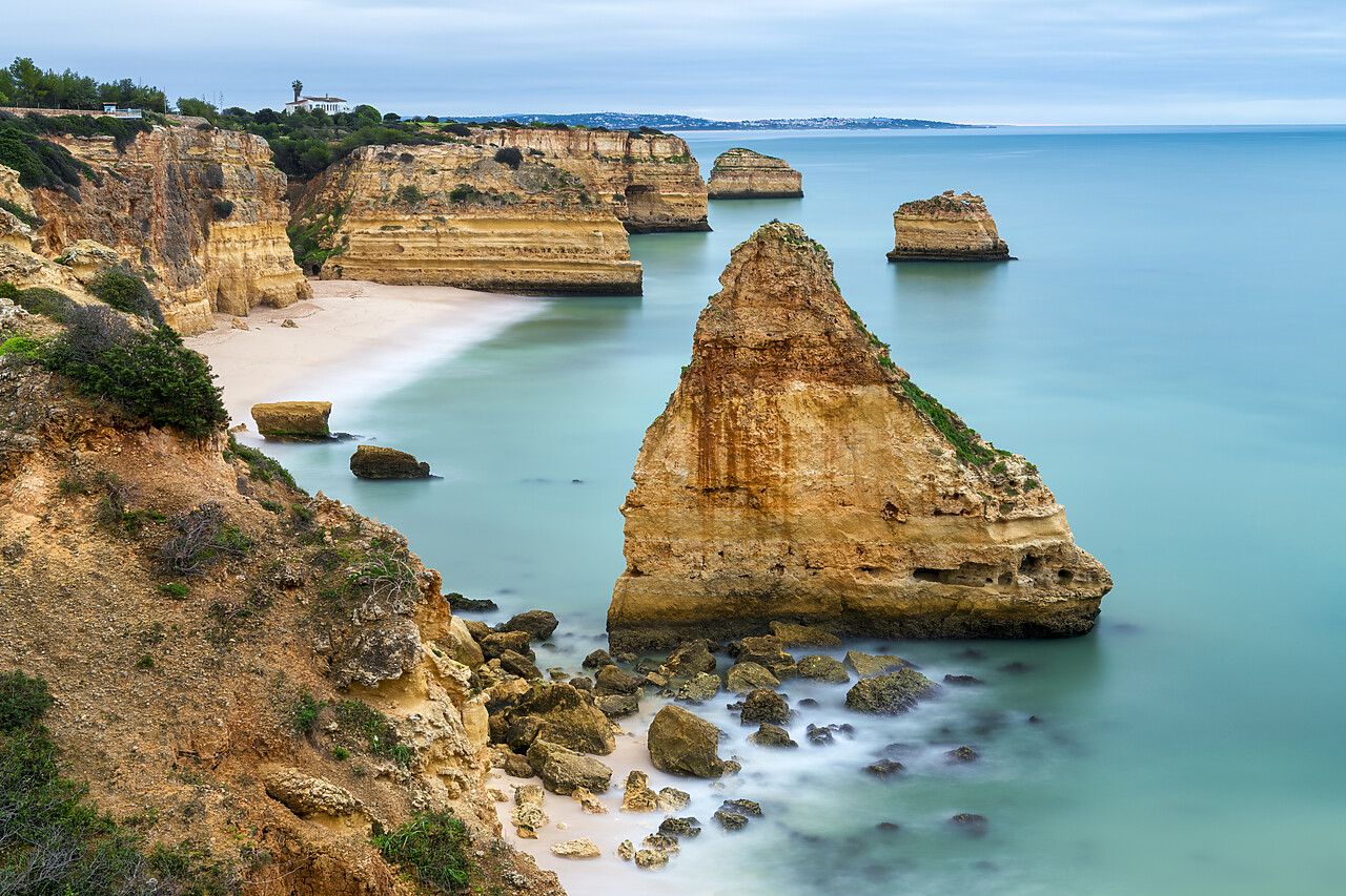 #220814-1 - Sea Stacks, Praia de Marinha, Algarve, Portugal