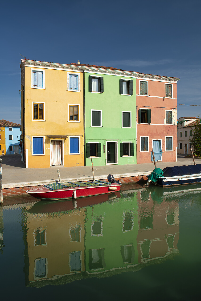 #220822-1 - Colourful Houses, Burano, Venice, Italy,