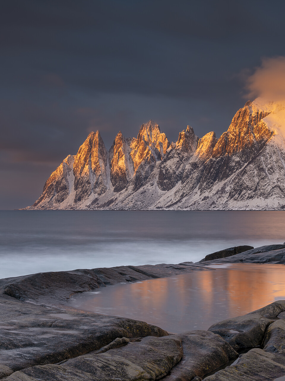 #230020-2 - Last Light on Devil's Jaw, Tungensnet, Senja, Norway