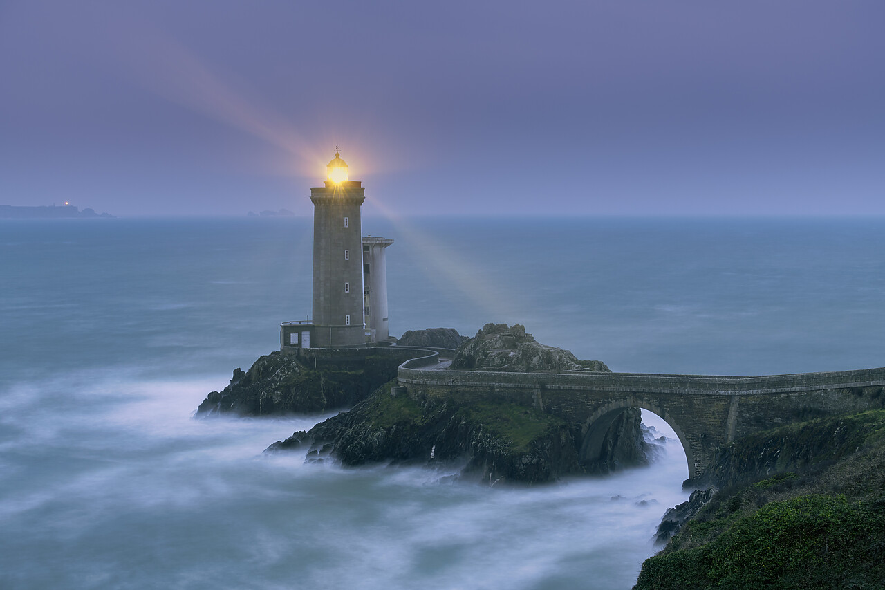 #230025-1 - Petit Minou Lighthouse, Plouzane, Brittany, France