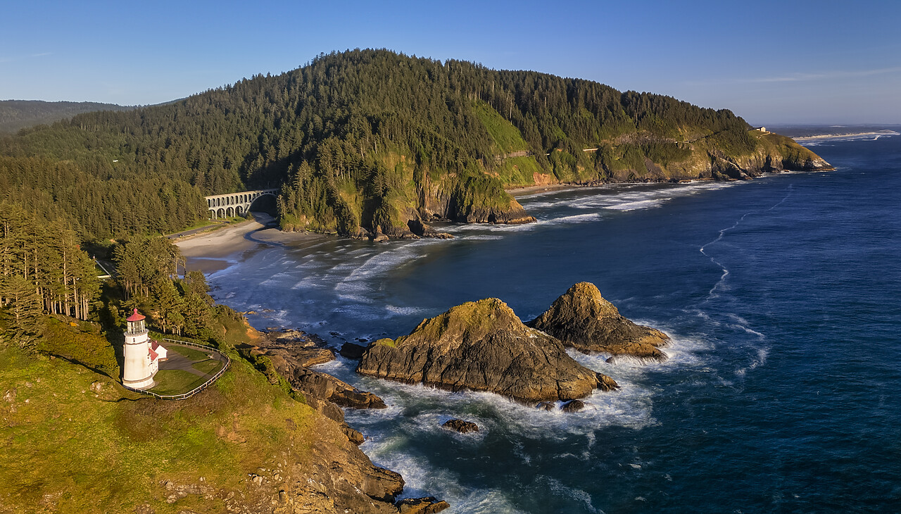 #240286-1 - Haceta Head Lighthouse & Coastline, Oregon, USA