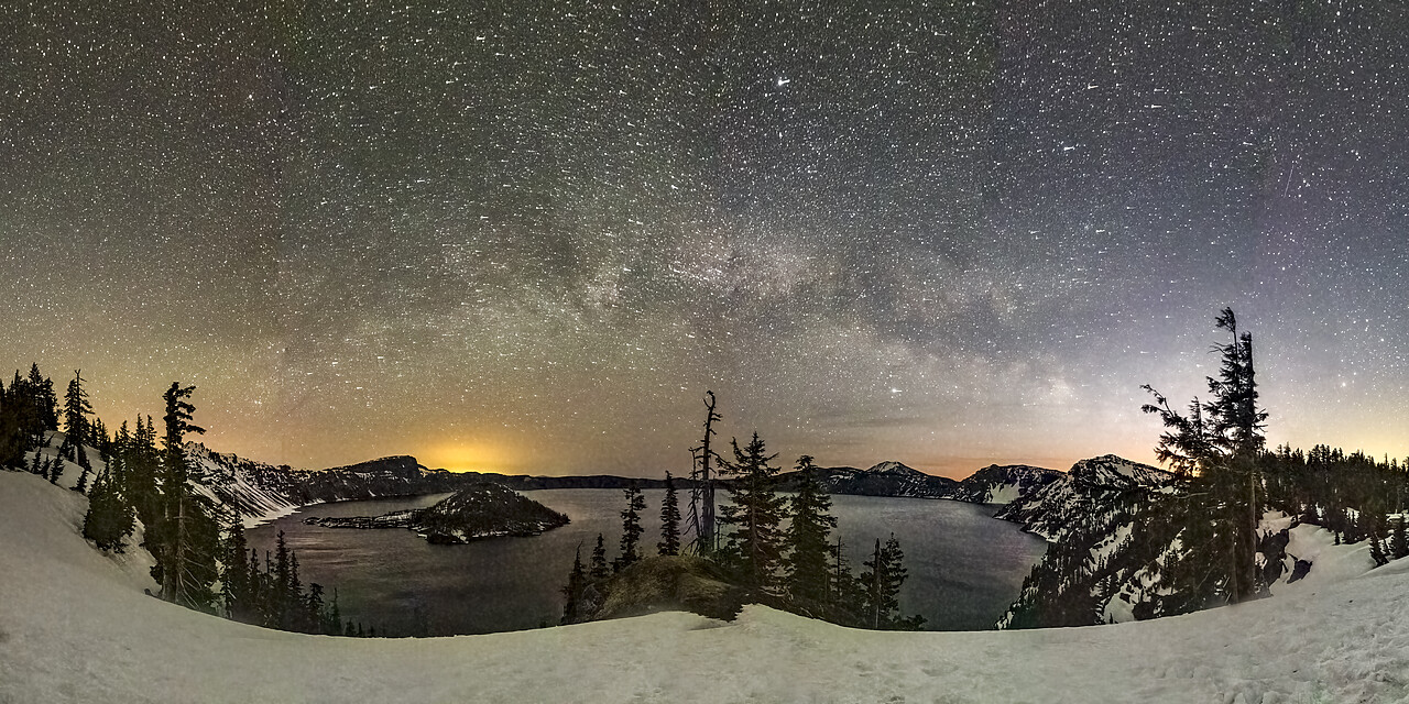 #240293-1 - Milky Way over Crater Lake, Crater Lake National Park, Oregon, USA