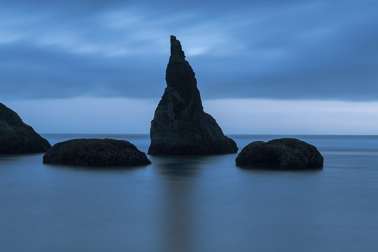 #240315-1 - Sea Stacks, Bandon Beach, Oregon, USA