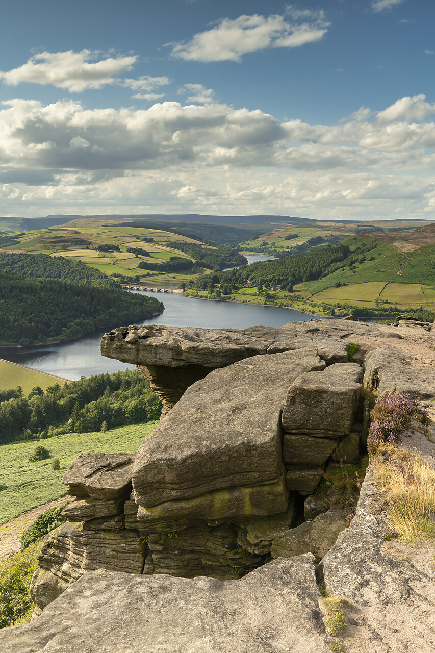 #240319-1 - Bamford Edge Overlooking Ladybower Reservoir, Peak District National Park, Derbyshire, England