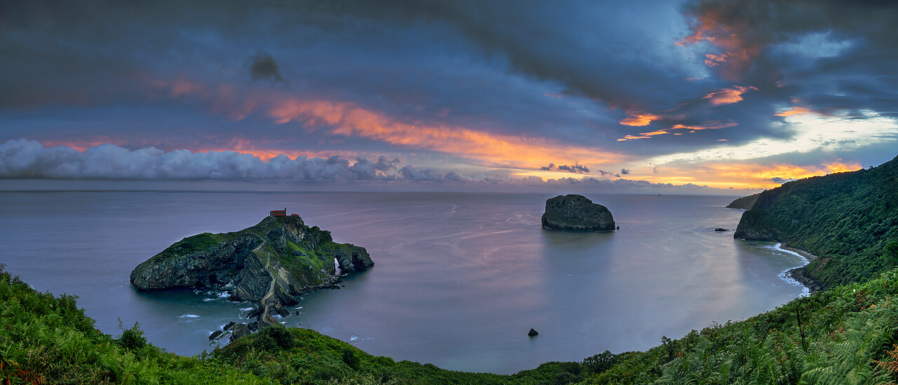 #240507-1 - San Juan de Gaztelugatxe at Sunrise, Bay Of Biscay, Basque Country, Spain