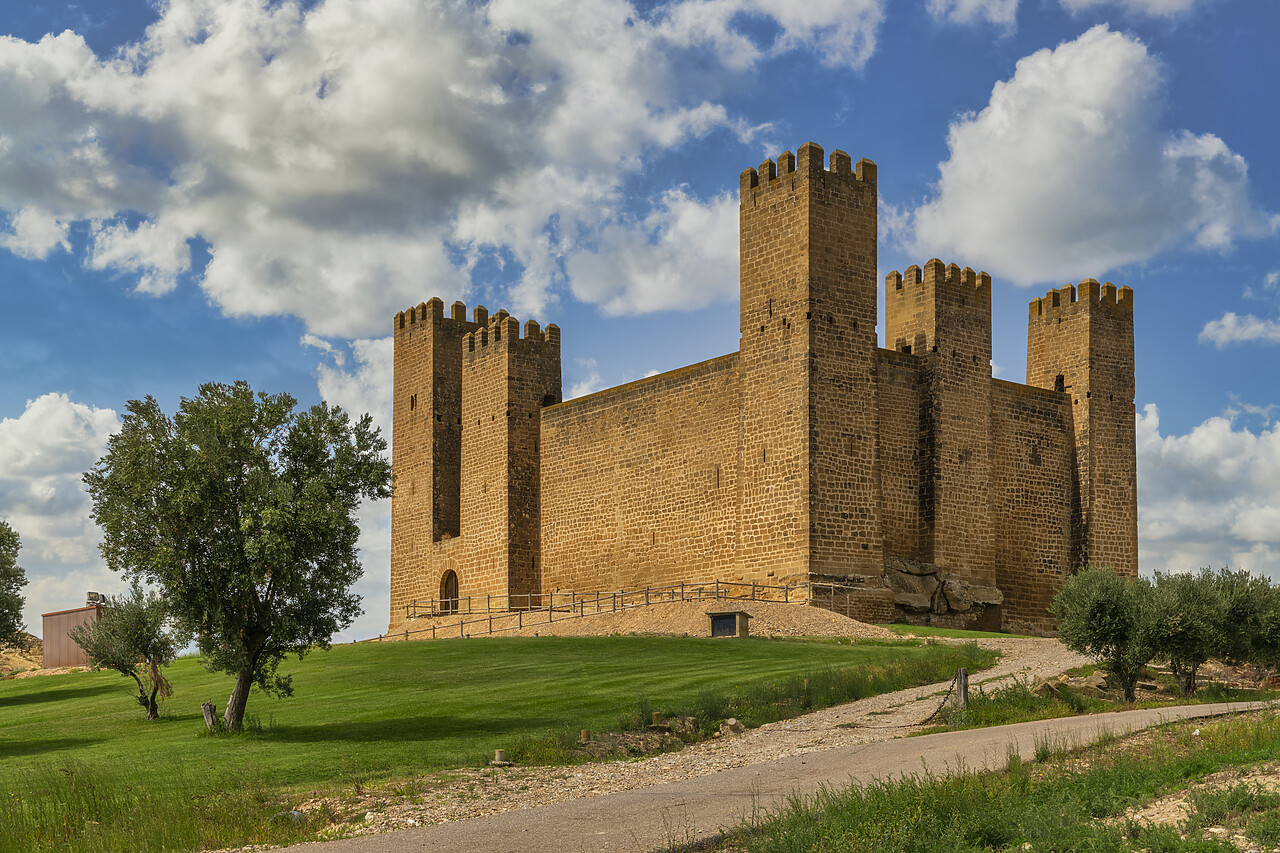 #240520-1 - Sádaba Castle, Sádaba, Aragon, Spain