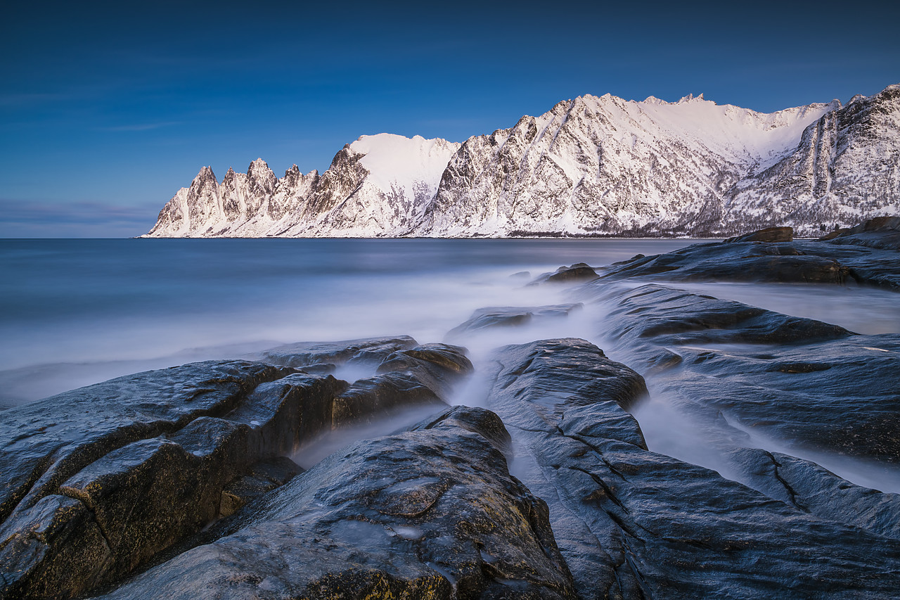 #400088-1 - Devil's Jaw, Senja, Norway