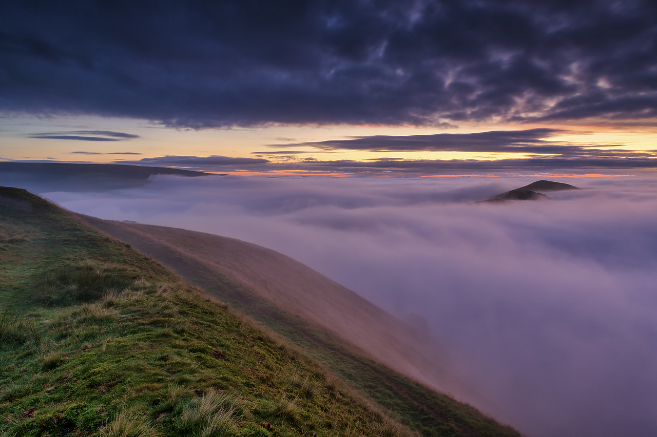 #400185-1 - Mist Below Mam Tor, Peak District National Park, Derbyshire, England