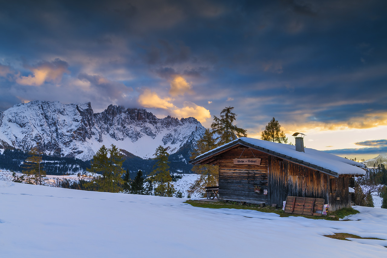 #400333-1 - Latemar Range & Refuge in Fresh Snow, Trentino, South Tyrol, Dolomites, Italy