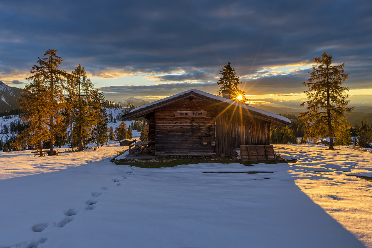 #400334-1 - Refuge at Sunset in Fresh Snow, Trentino, South Tyrol, Dolomites, Italy