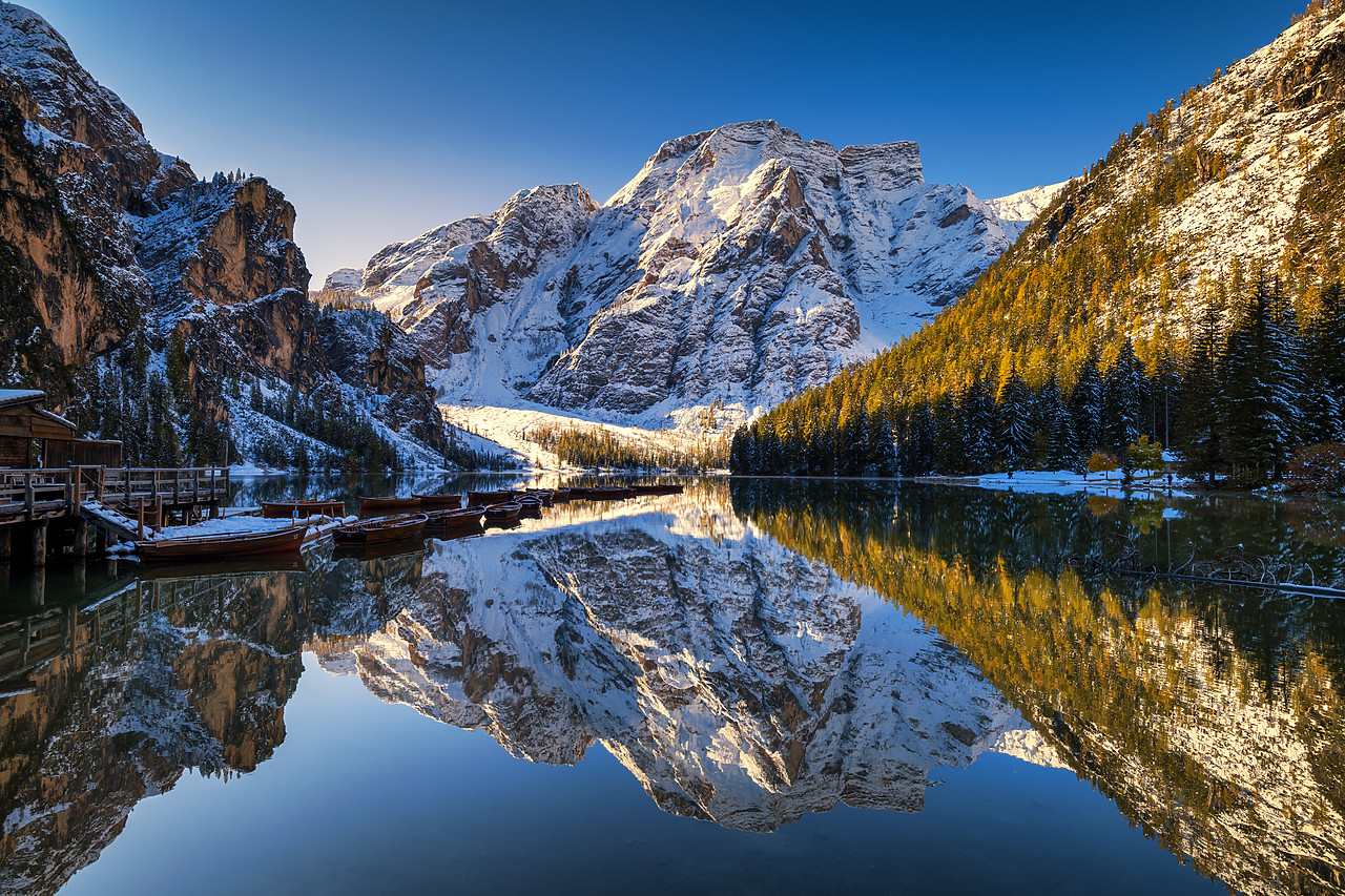 #400381-1 - Lago di Braies, South Tyrol, Dolomites, Italy