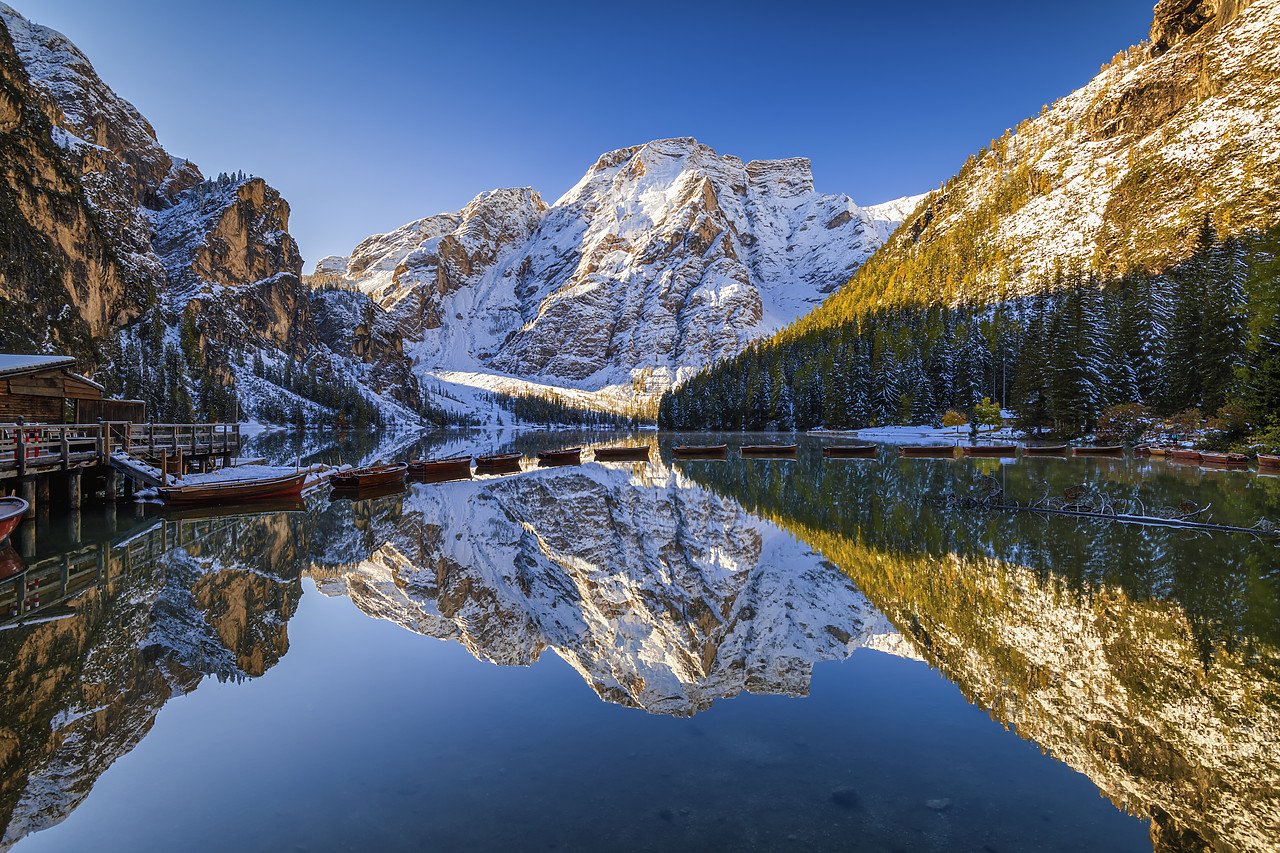 #400384-1 - Lago di Braies, South Tyrol, Dolomites, Italy