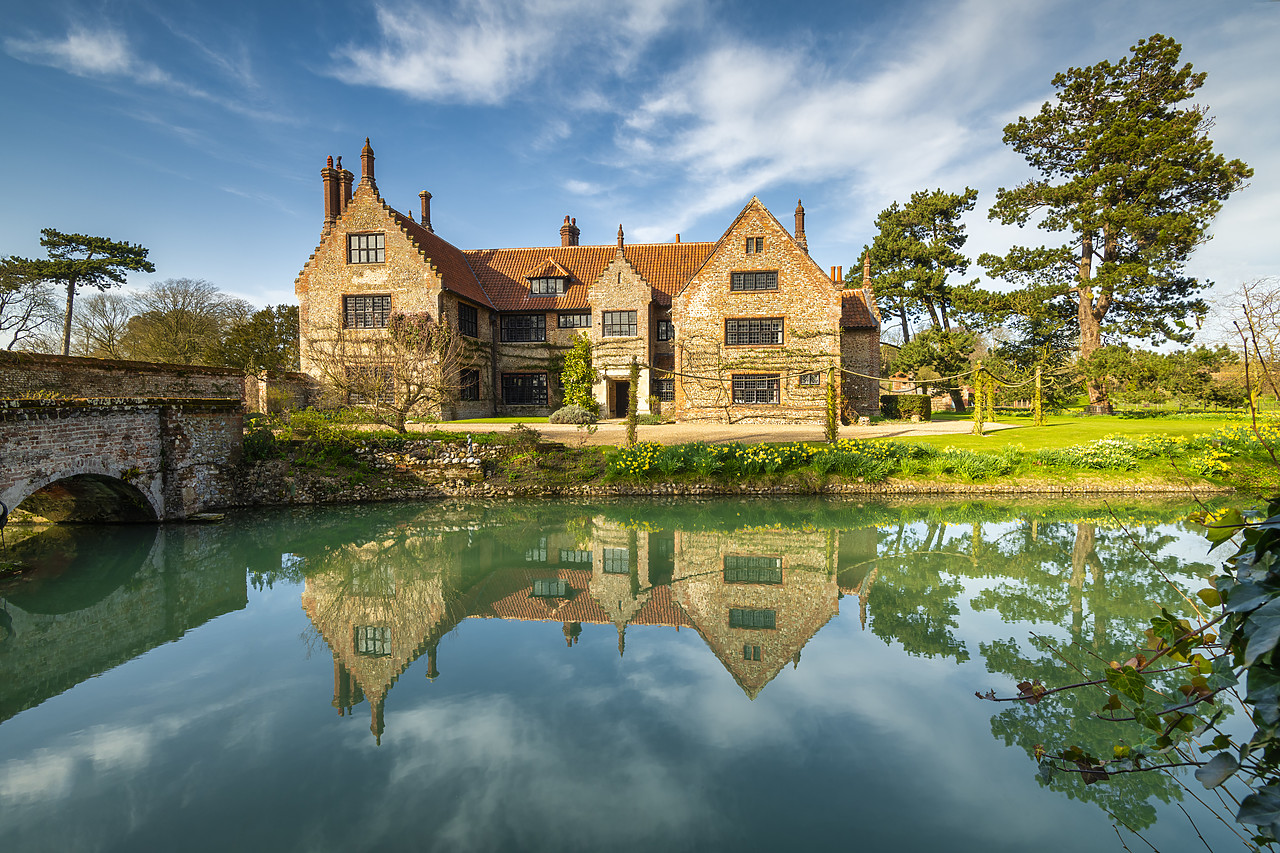 #410032-1 - Hindringham Hall Reflecting in Moat, Hindringham, Norfolk, England