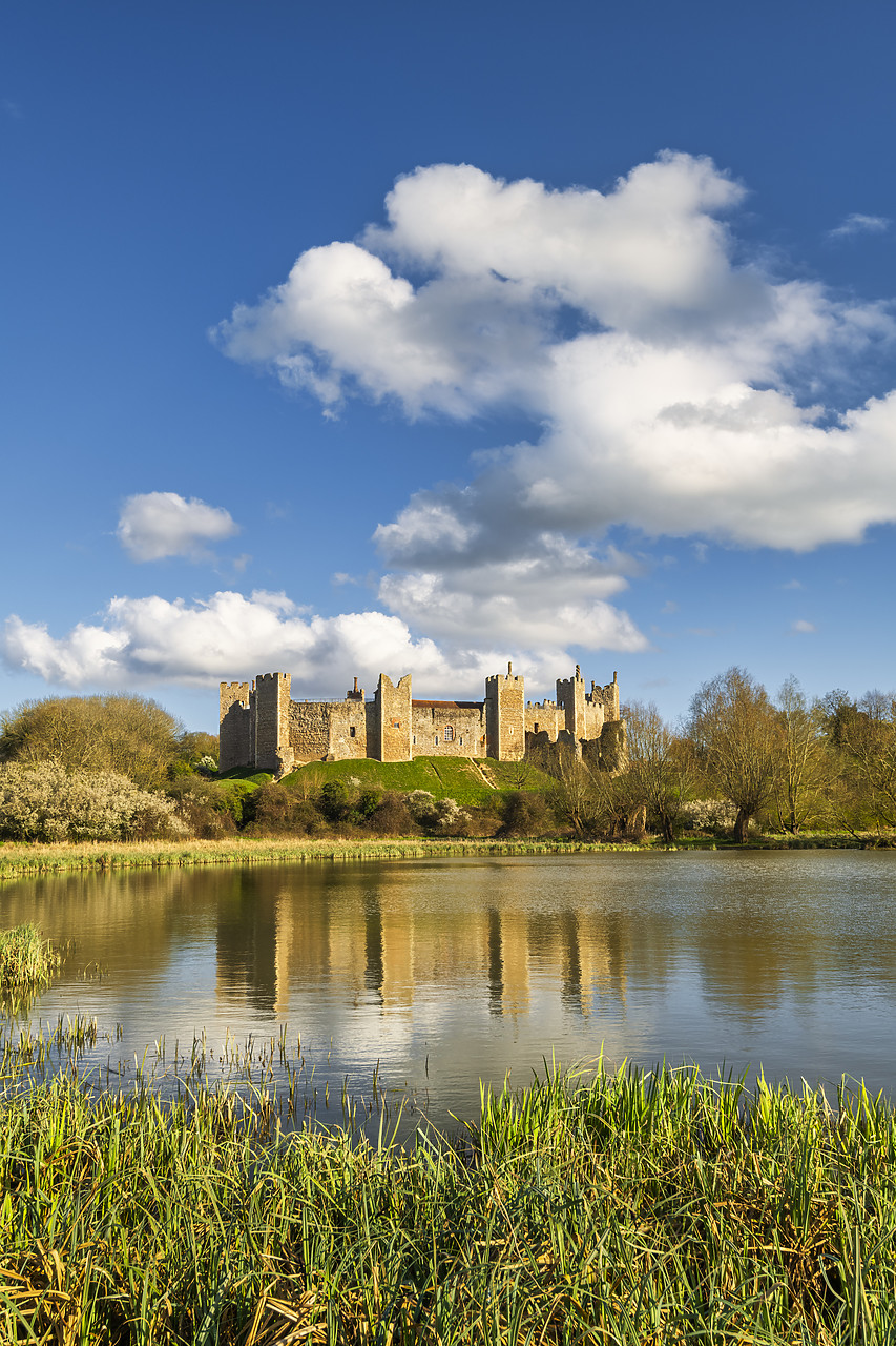#410064-2 - Framlingham Castle Reflecting in Mere, Framlingham, Suffolk, England