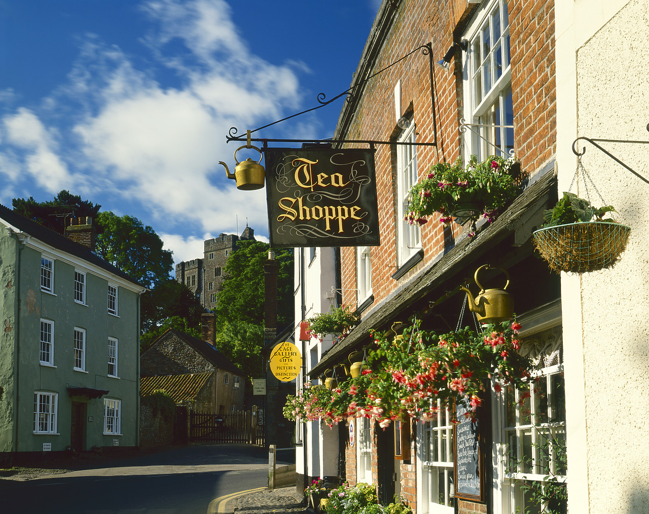 #881413-1 - "The Tea Shoppe", Dunster, Somerset, England