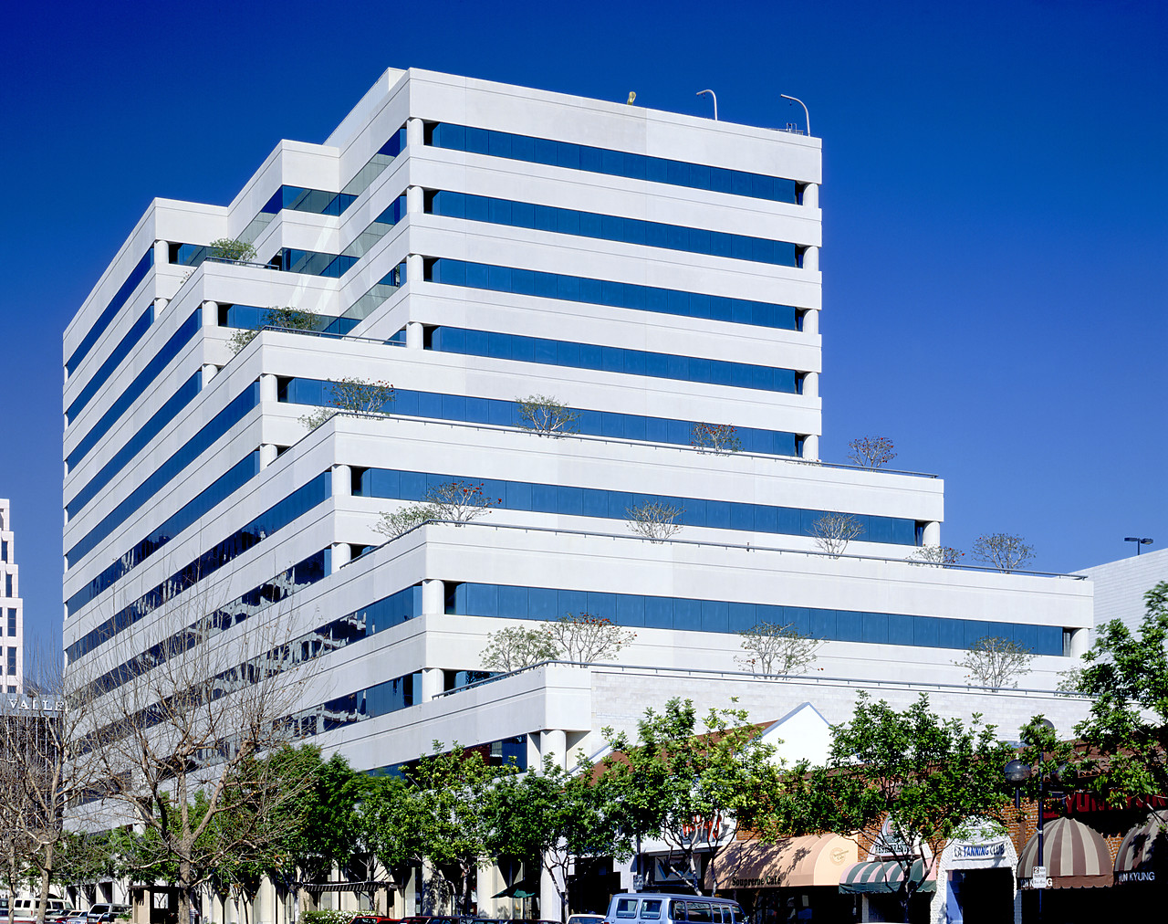 #881488 - Office Building, Glendale, California, USA