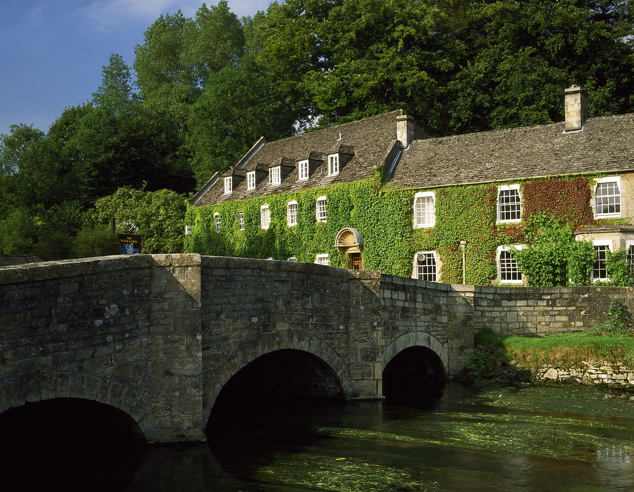 #881520-2 - The Swan Hotel, Bibury, Gloucestershire, England