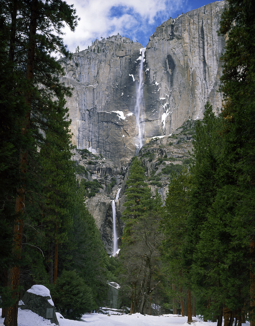 #891870-1 - Yosemite Falls in Winter, Yosemite National Park, California, USA