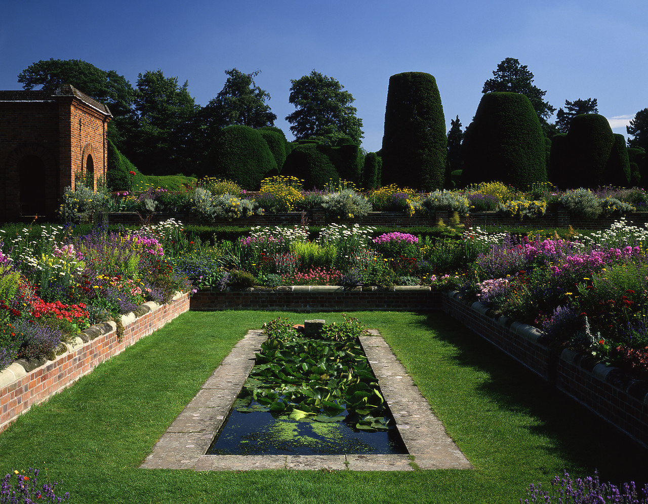 #892324 - Sunken Gardens at Packwood House, Lapworth, Warwickshire, England