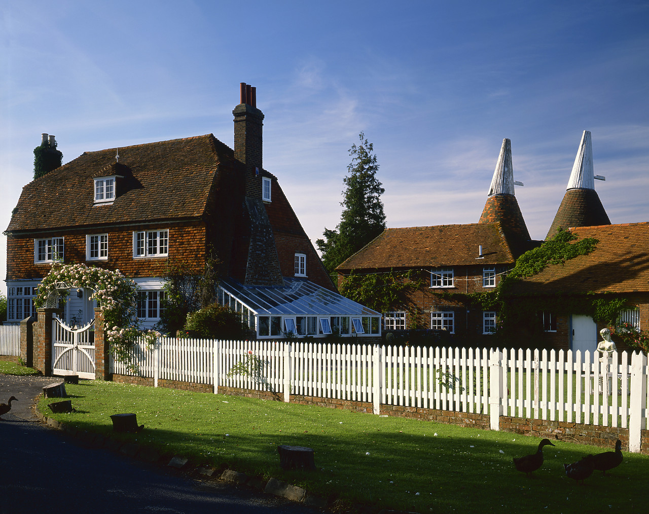 #902956-1 - Oast House Cottage, Hever, Kent, England