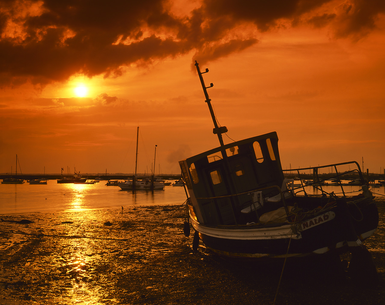 #903074-5 - Boats at Sunset, West Mersea, Essex, England