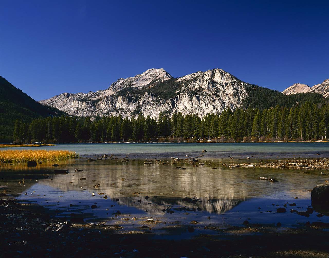 #913828 - Parks Peak Reflecting in Pettit Lake, Sawtooth Wilderness Area, Idaho, USA
